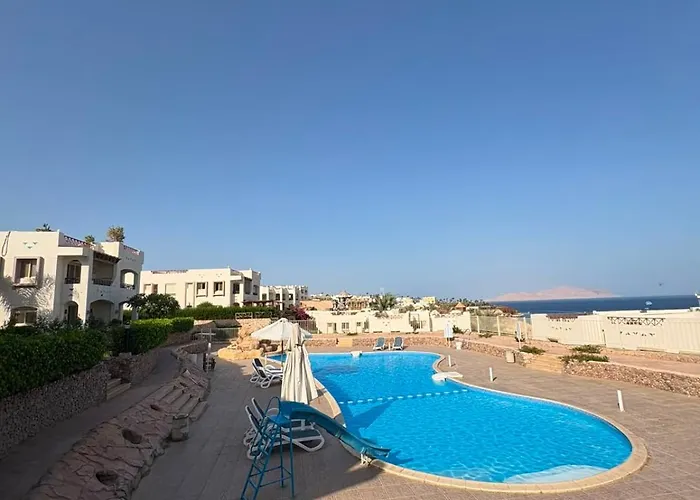 Sharks Bay Oasis *